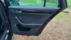 Skoda Superb 2.0 TDI CR 190 Laurin + Klement 4X4 5dr DSG [7 Sp] Diesel Estate